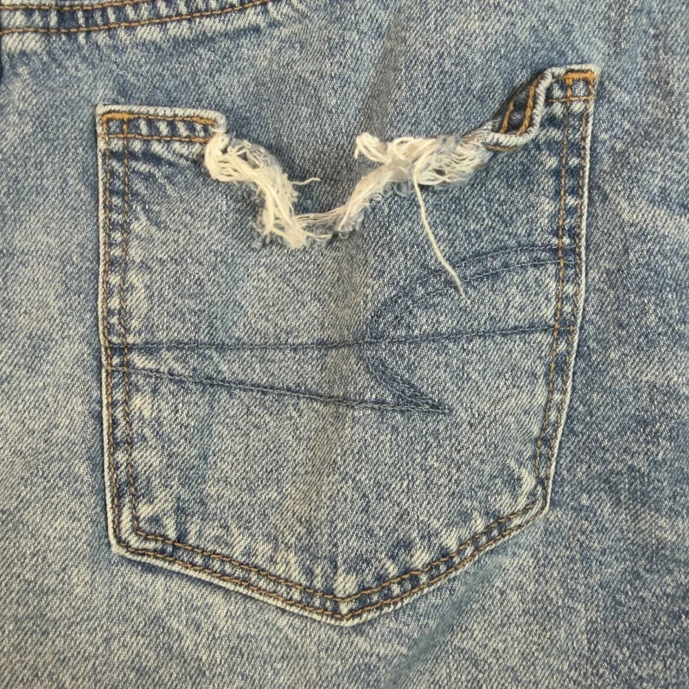 American Eagle Distressed High Raise Baggy Shorts Raw Hem Womens Size 4 Y2K